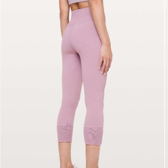 Lululemon Wunder Under Crop 23" *Ribbed
Washed Antoinette - Picture 8 of 8